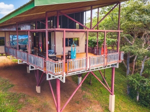 Guest house living/dining room
